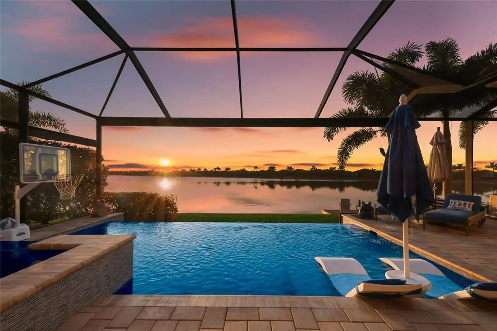 340 Maraviya Boulevard, NOKOMIS