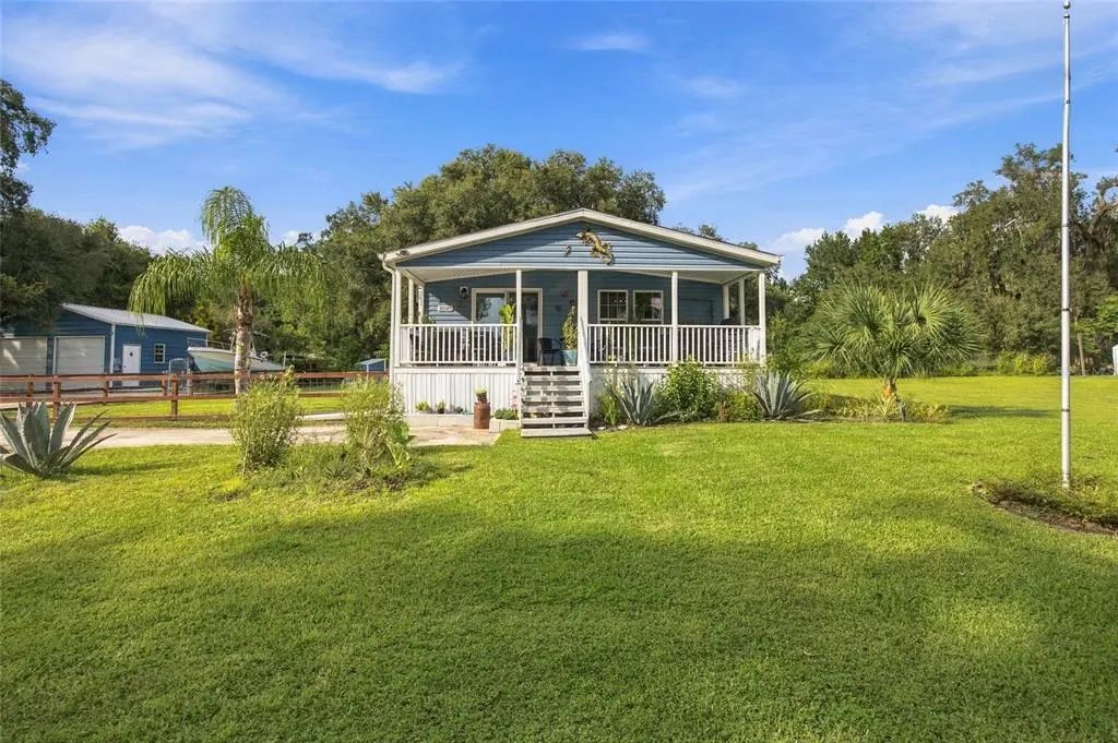 18085 Nicholas Avenue, BROOKSVILLE
