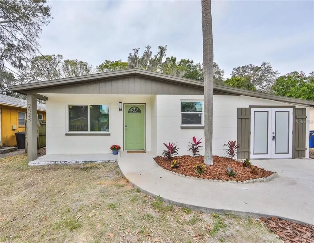 2028 N Betty Lane, CLEARWATER