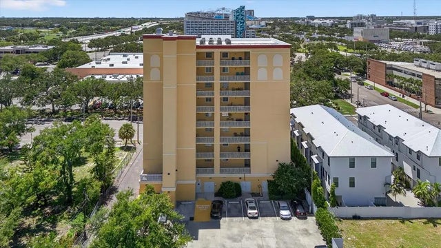 316 8th Street S 203, ST PETERSBURG