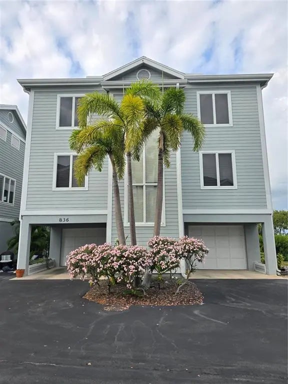 836 Evergreen Way, LONGBOAT KEY