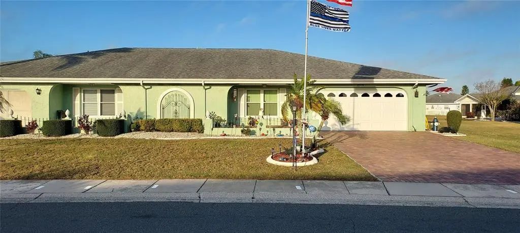 906 Bluewater Drive, SUN CITY CENTER