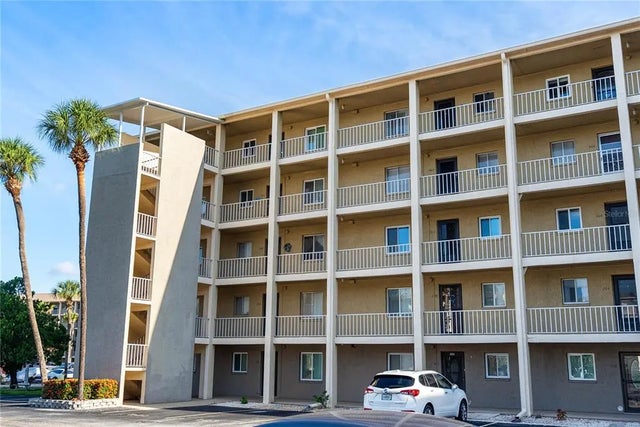 3653 Lake Bayshore Drive J503, BRADENTON