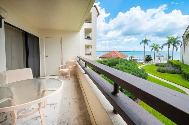 103 1st Street E 116, TIERRA VERDE