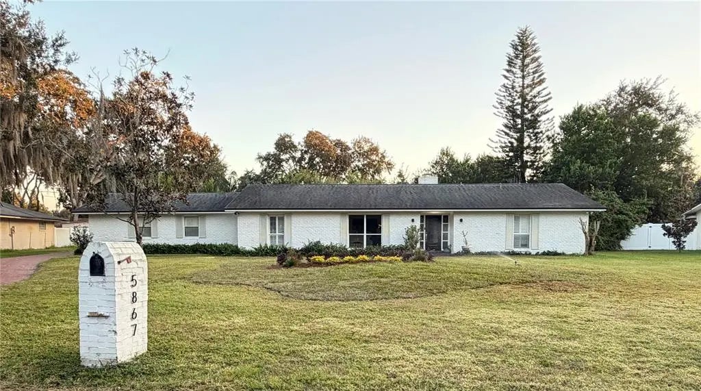 5867 Cove Drive, BELLE ISLE