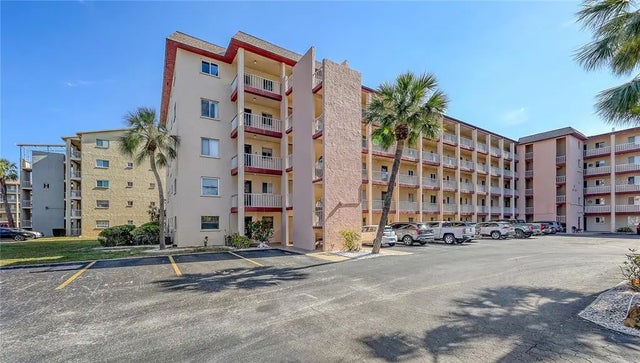 3845 Lake Bayshore Drive F103, BRADENTON