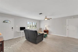 Gulf Shores Realty: 13 3c48dfecf1144c0fd209ca2e18e88def s