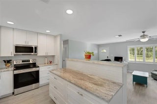 Gulf Shores Realty: 17 40a7be69e4b2f5b3e95146ac3af0a139 s