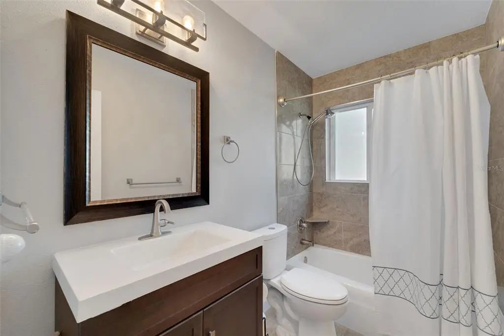 Gulf Shores Realty: 24 1556873b0d4a0d9322008d9bfa895c45 l