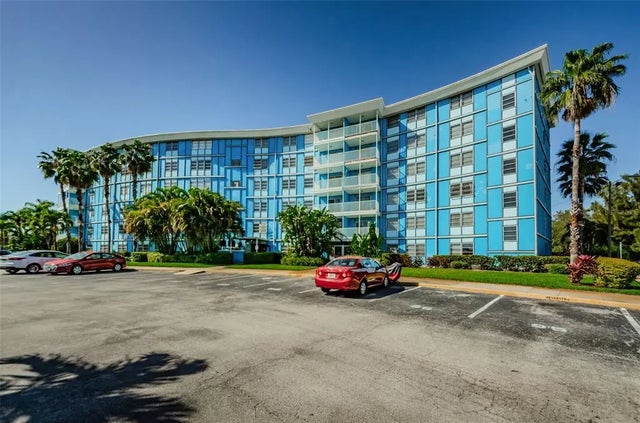 3315 58th Avenue S 509, ST PETERSBURG