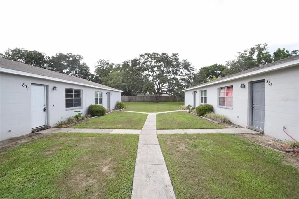 891 Schoolhouse Road 891, LAKELAND