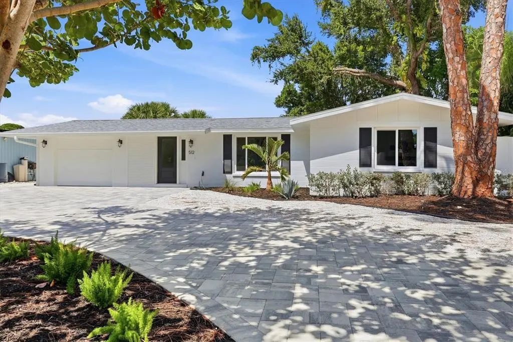 512 Sante Joseph Street, VENICE