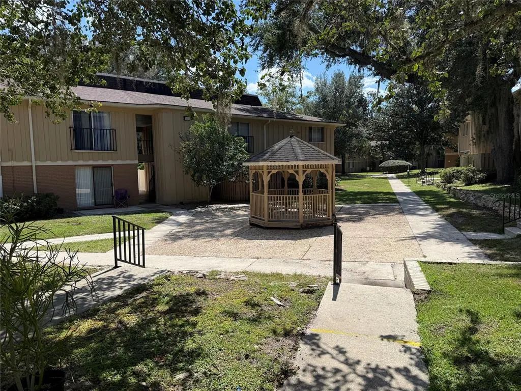 507 Nw 39th Road 102, GAINESVILLE