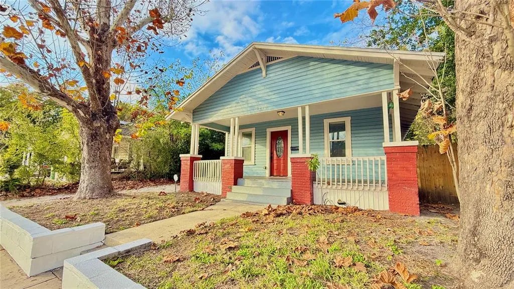 1210 E 33rd Avenue, TAMPA