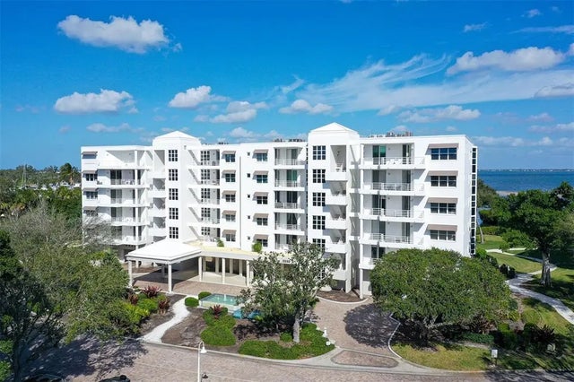 2550 Harbourside Drive 324, LONGBOAT KEY