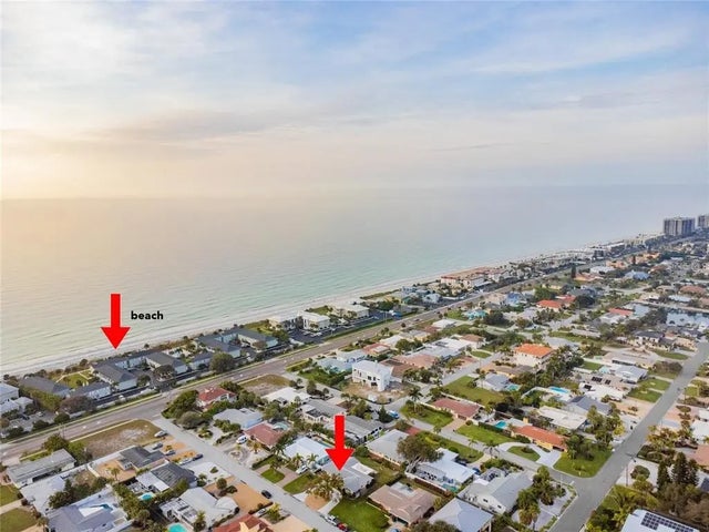 109 24th Street, BELLEAIR BEACH