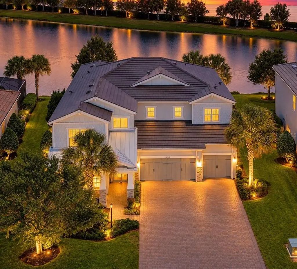 12318 Blue Hill Trail, BRADENTON