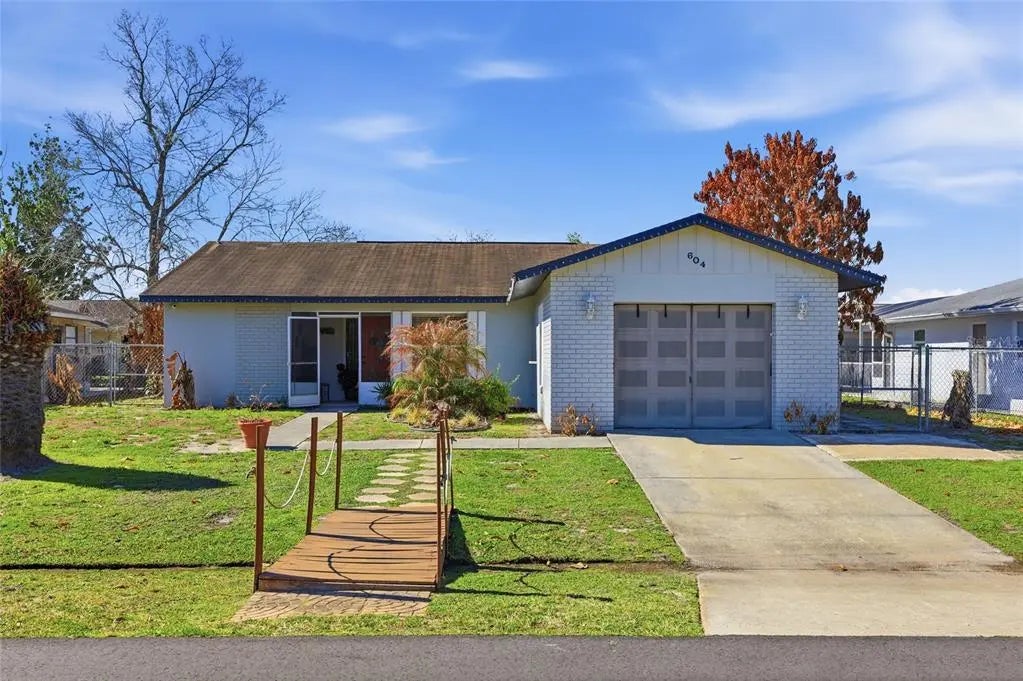 604 Heraldo Court, KISSIMMEE