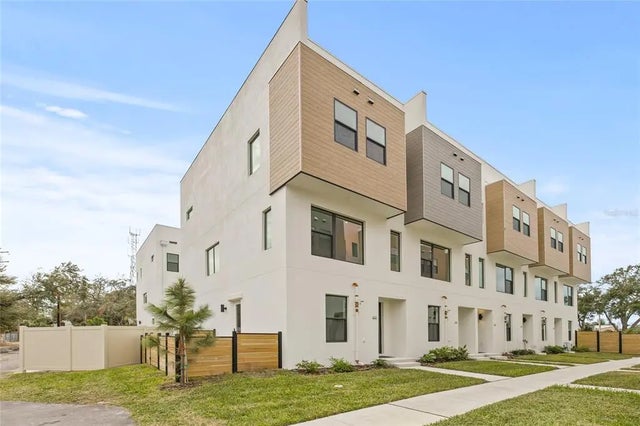 321 15th Street N, ST PETERSBURG