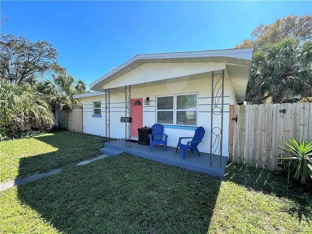 2334 38th Avenue N, ST PETERSBURG