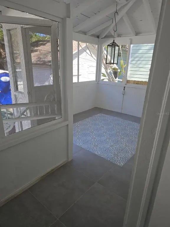 691 10th Avenue S A, ST PETERSBURG