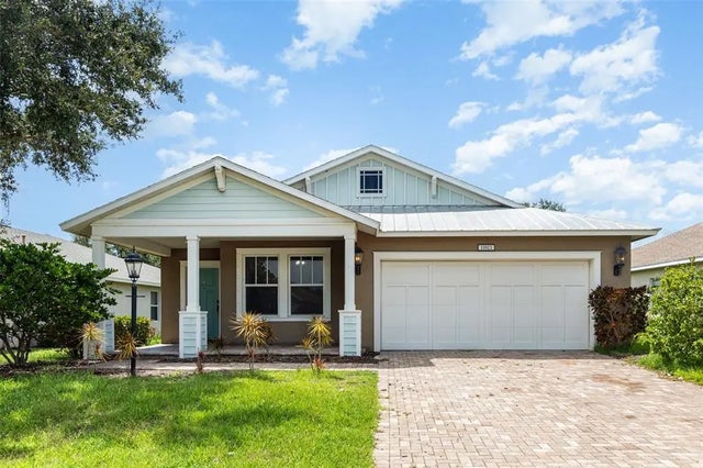 11923 Forest Park Circle, BRADENTON