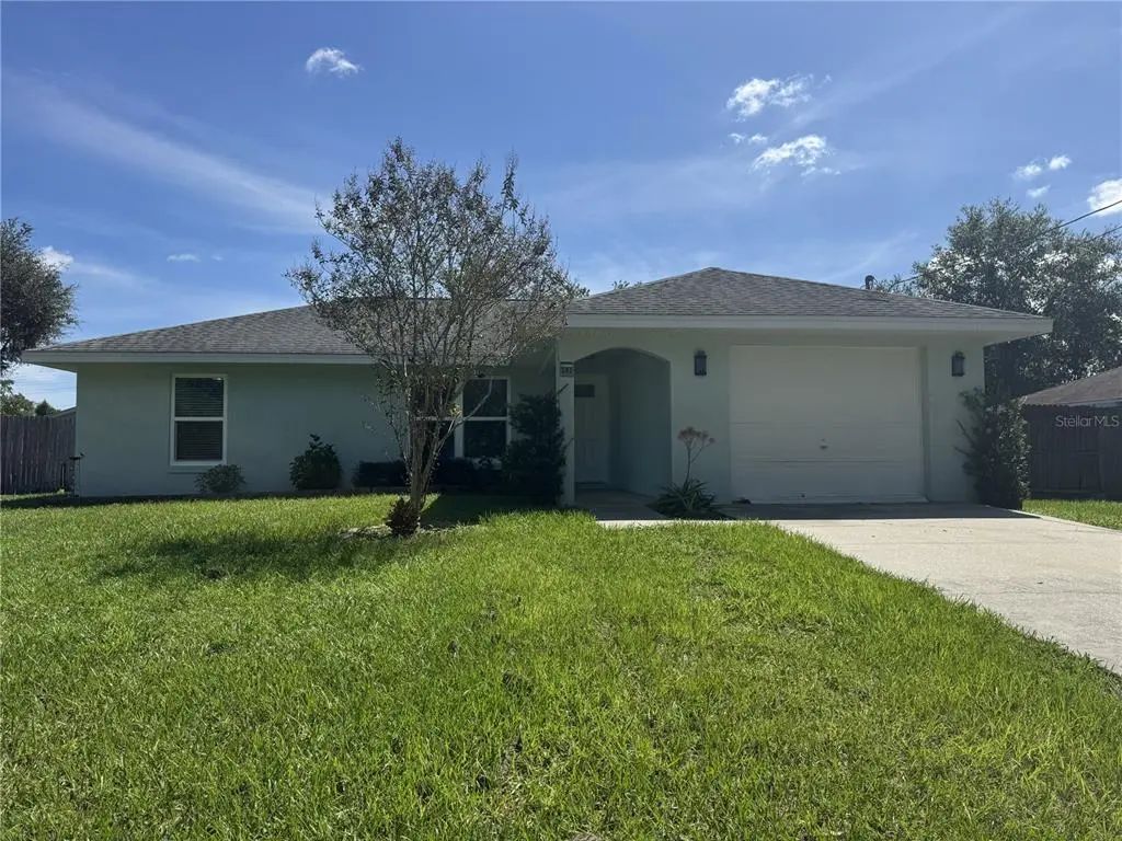 393 Walnut Avenue, ORANGE CITY