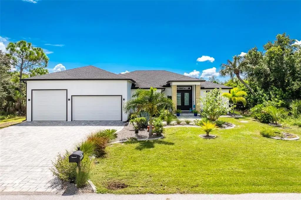 17381 Robinson Avenue, PORT CHARLOTTE