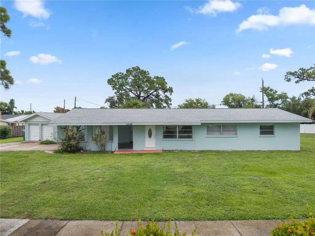 1225 Casabella Drive, BRADENTON