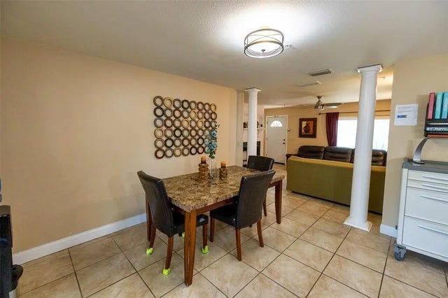 7128 Wrenwood Circle, TAMPA