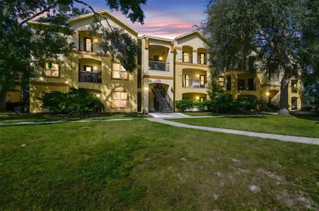 5616 Pinnacle Heights Circle 101, TAMPA
