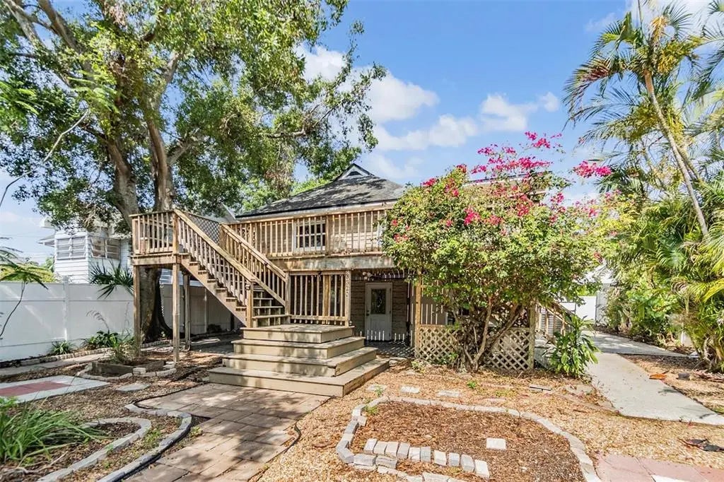 3320 Jackson Street N, ST PETERSBURG