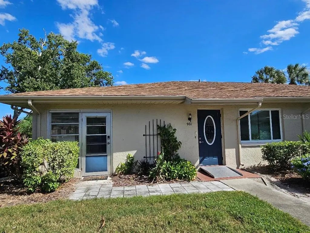 901 Hendon Court, SUN CITY CENTER