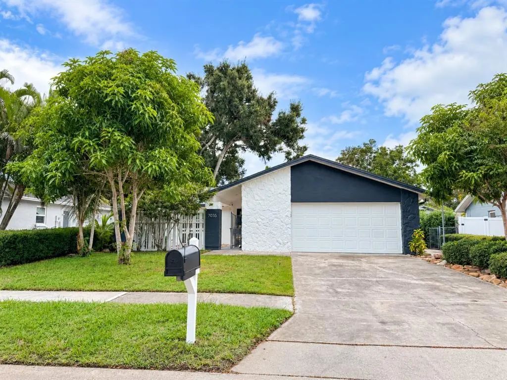 7035 Orkney Avenue N, ST. PETERSBURG