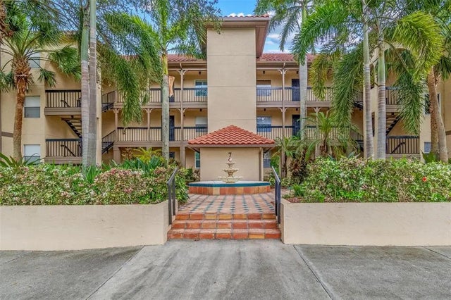 2400 Feather Sound Drive 712, CLEARWATER