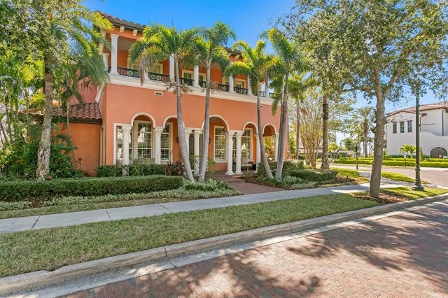 4912 Yacht Club Drive, TAMPA