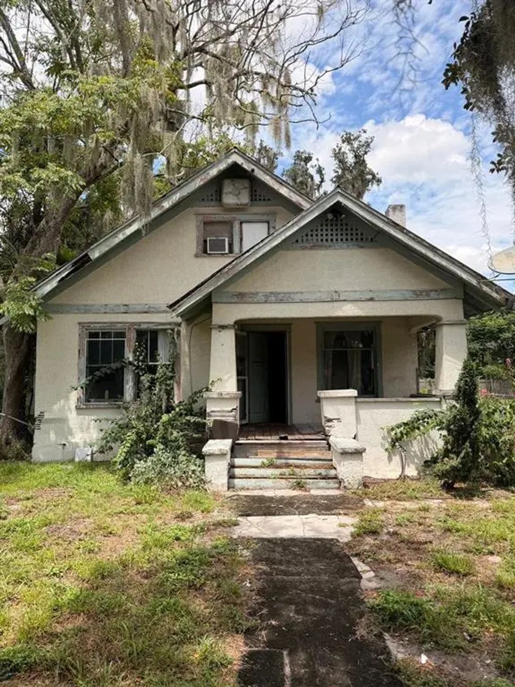 613 W Minnesota Avenue, DELAND