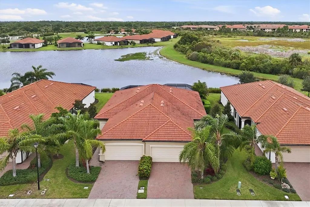 24033 Canterwood Way, VENICE