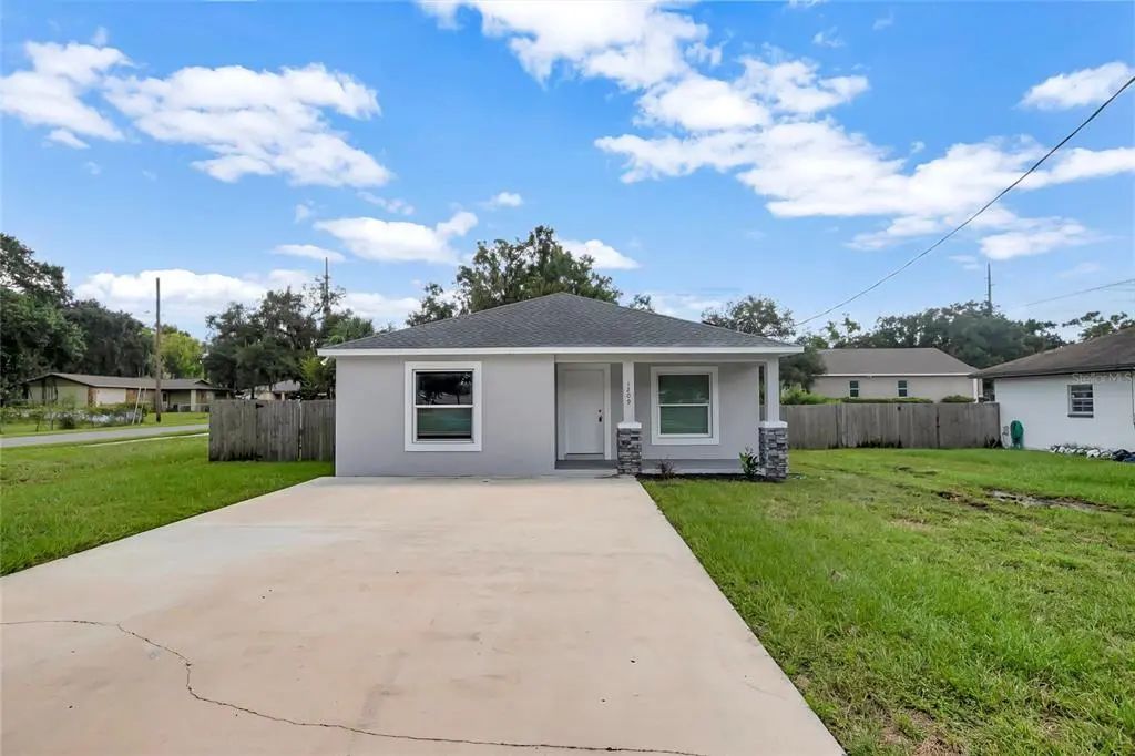 1209 E Ohio Street, PLANT CITY