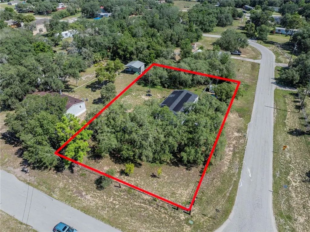 3825 Carriage Drive, LAKE WALES