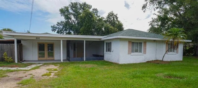 800 Saint Petersburg Drive, OLDSMAR