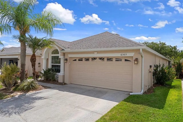 6303 Gentle Ben Circle, WESLEY CHAPEL