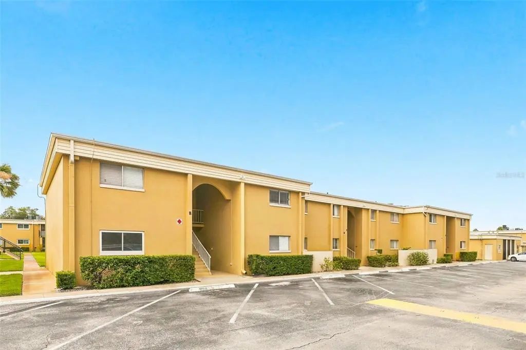 1000 Lake Of The Woods Boulevard 202b, FERN PARK