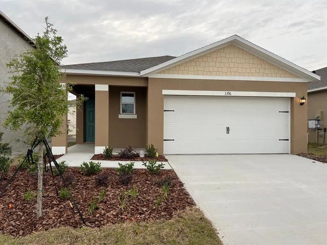 1396 Berry Lane, DAVENPORT