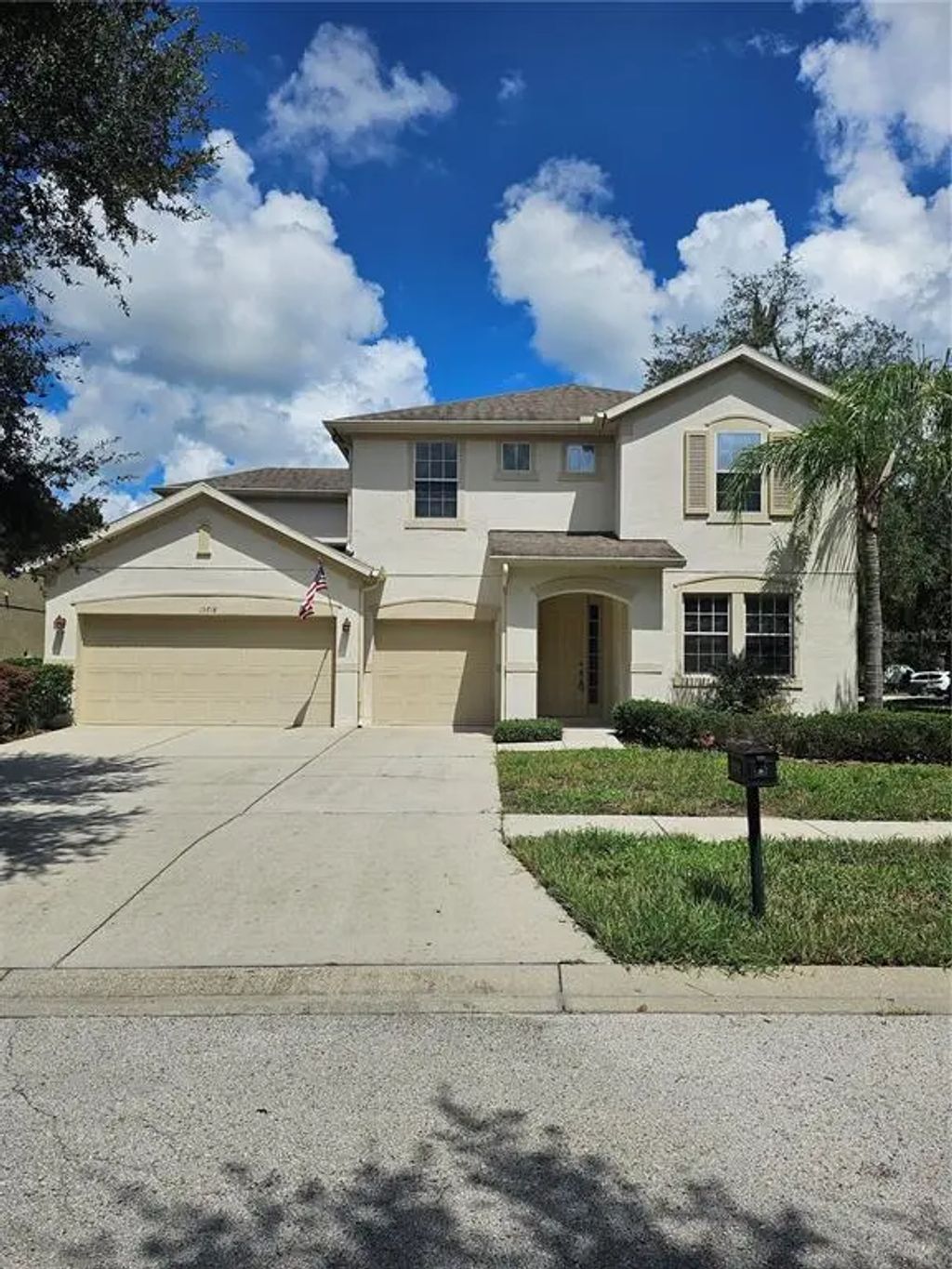 15718 Starling Dale Lane, LITHIA