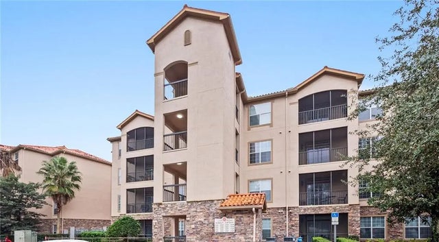 8010 Tuscany Way 5302, DAVENPORT