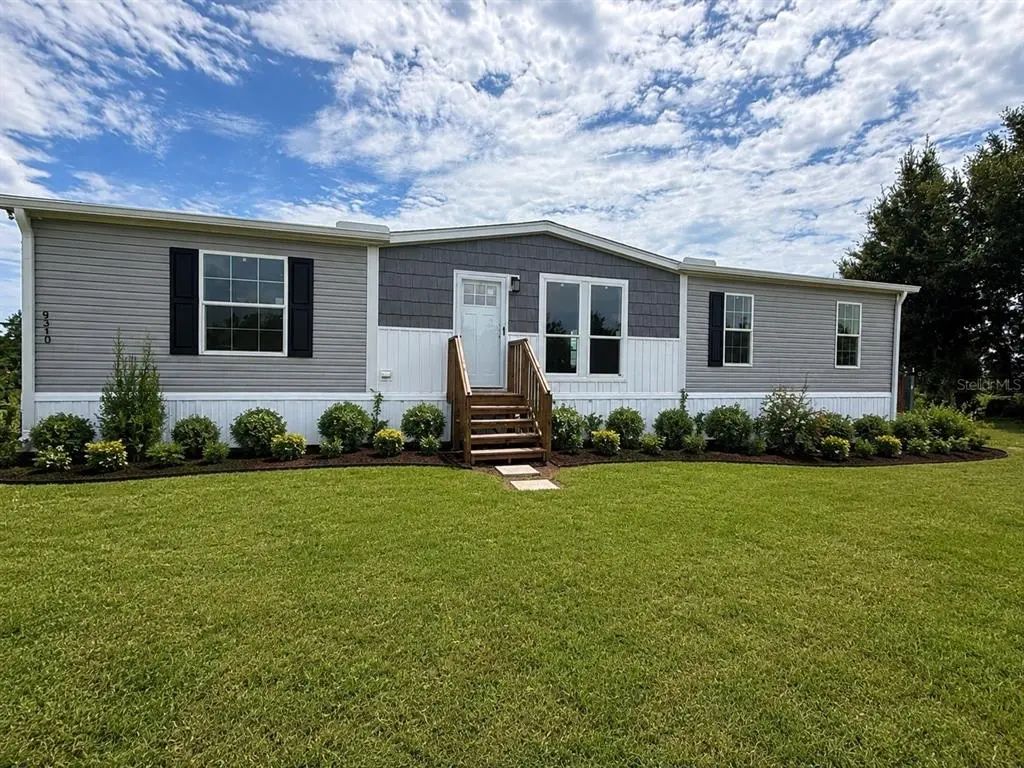 9310 Lakeshore Drive, CLERMONT