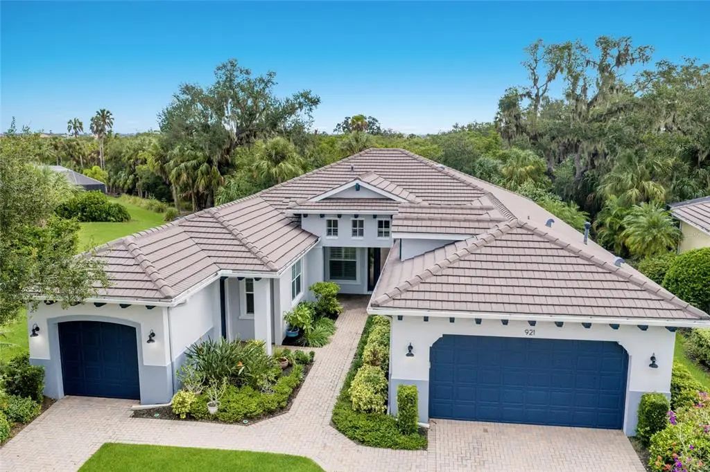 921 Riverscape Street, BRADENTON