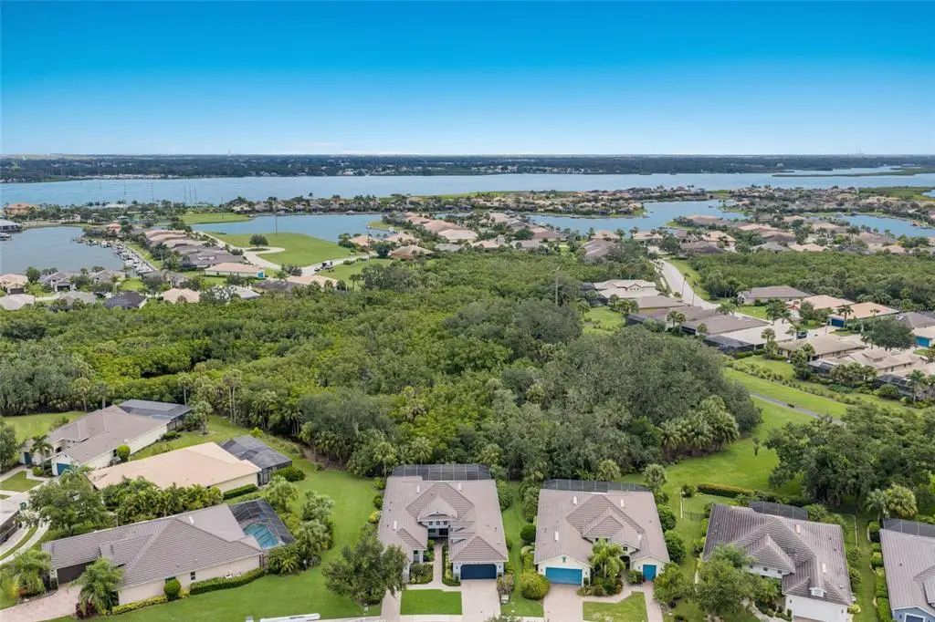 921 Riverscape Street, BRADENTON