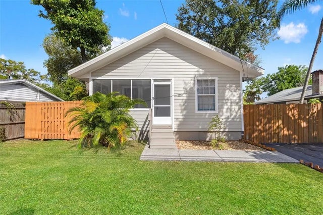 1114 17th Avenue W, BRADENTON